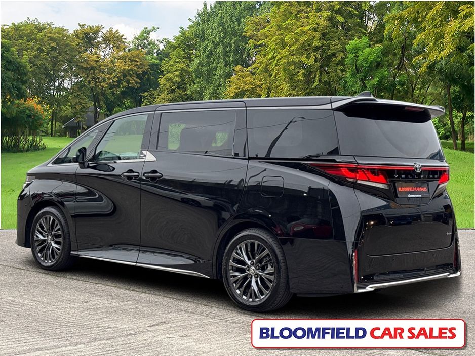 2025 Toyota Alphard