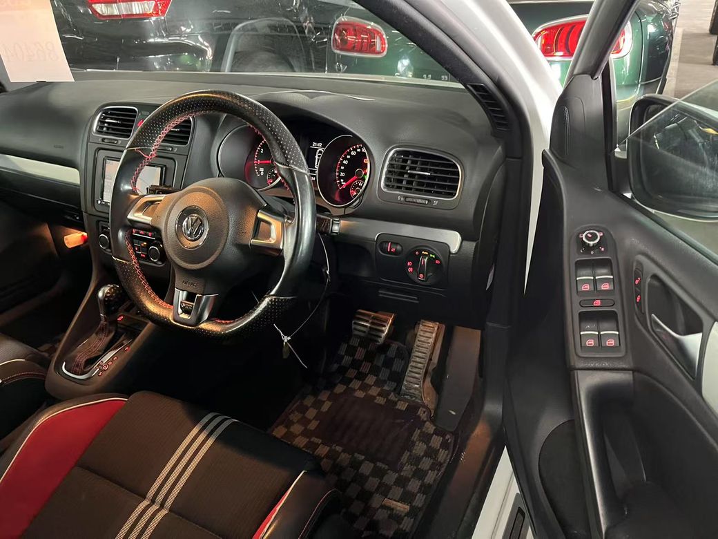 2011 Volkswagen Golf
