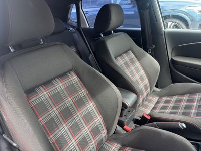 2015 Volkswagen Polo