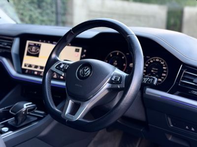 2018 Volkswagen Touareg