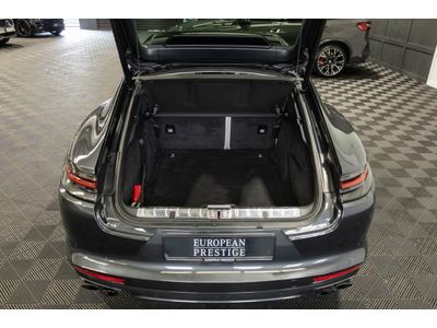 2018 Porsche Panamera