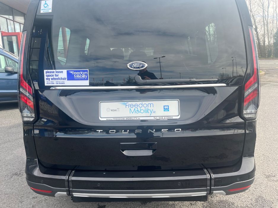 2026 Ford Tourneo Connect