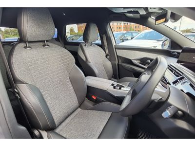 2025 Peugeot 5008