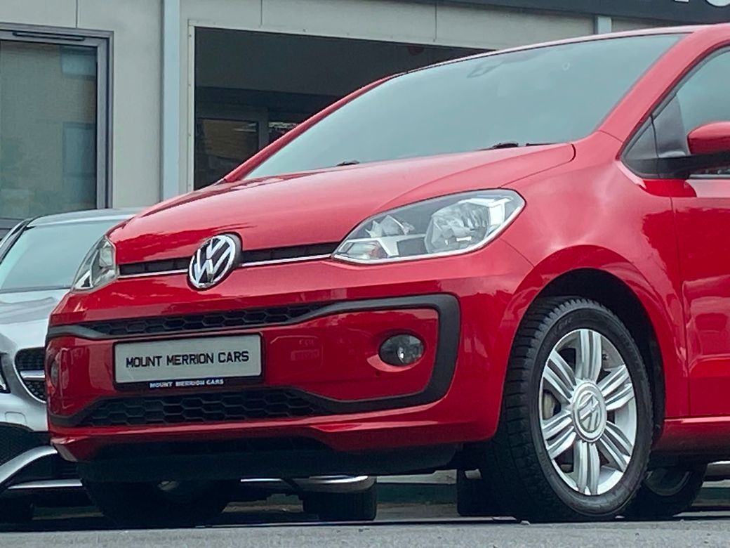 2017 Volkswagen up!
