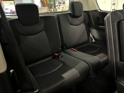 2013 Nissan Serena