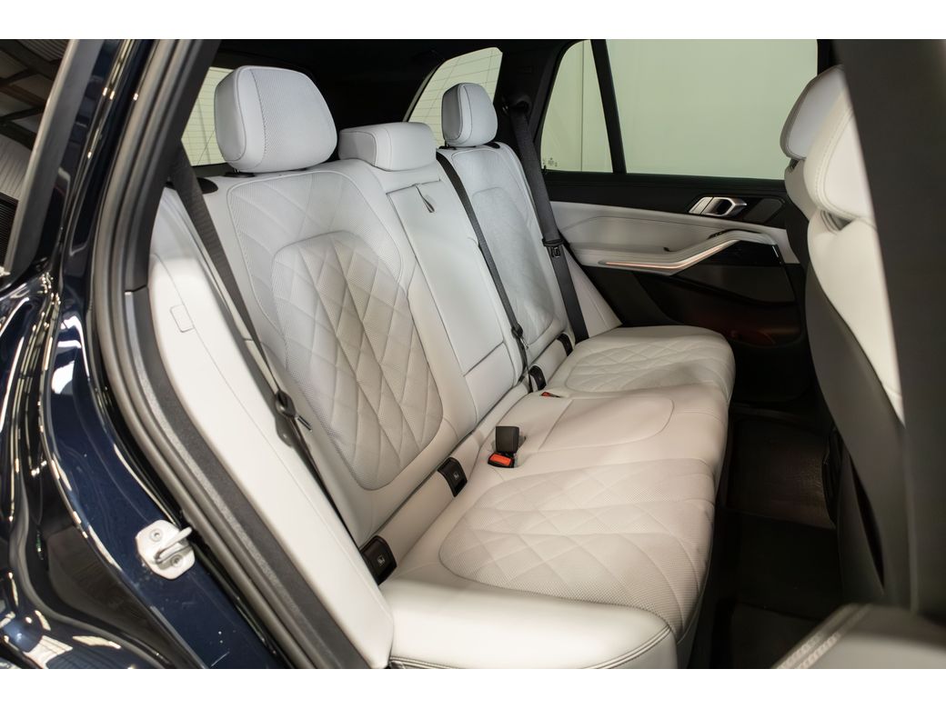 2025 BMW X5