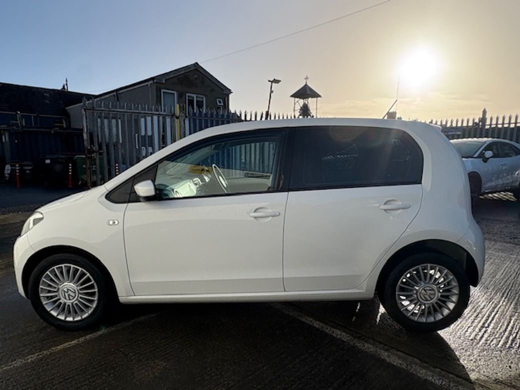 2015 Volkswagen up!