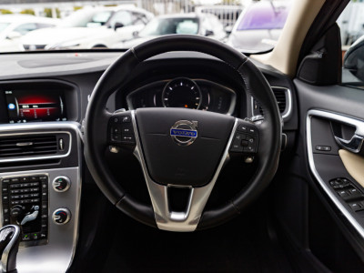 2017 Volvo V60
