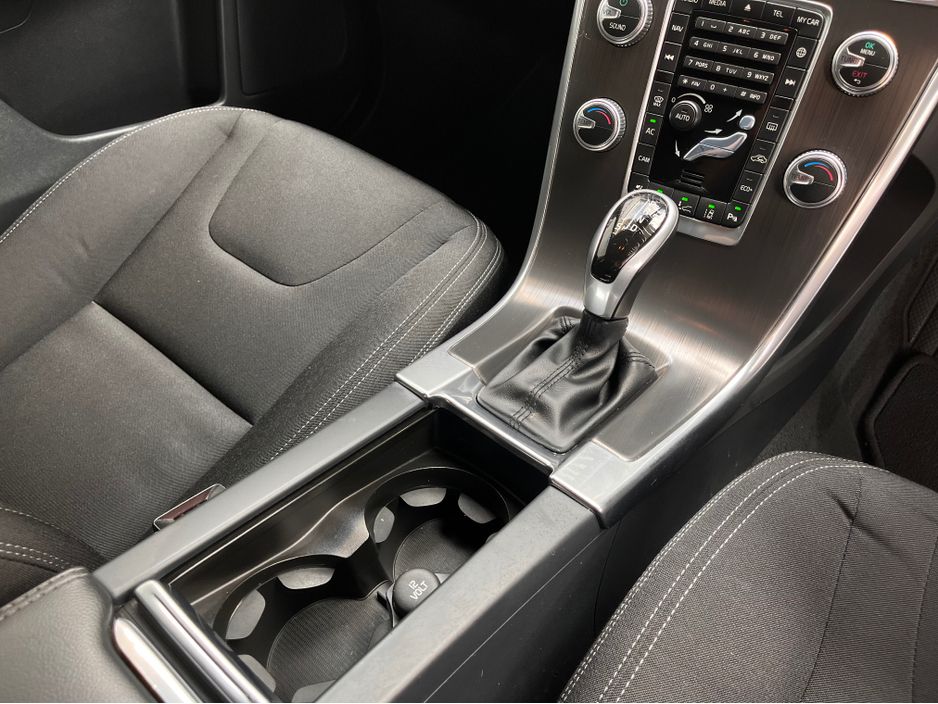 2016 Volvo XC60