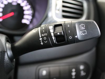 2017 Kia Carens