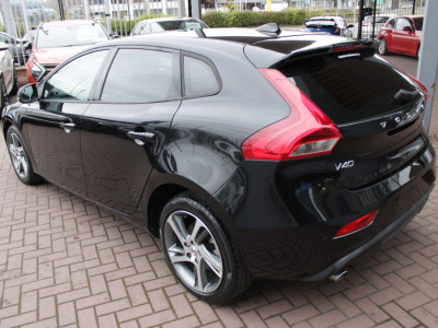 2016 Volvo V40