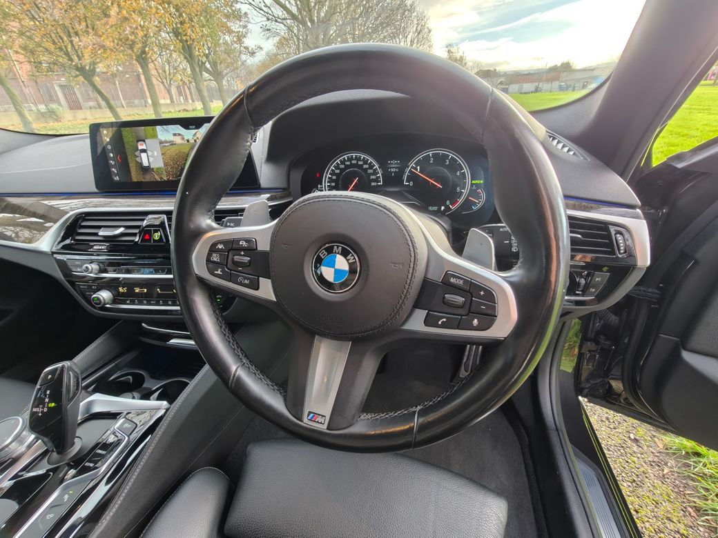 2018 BMW 523