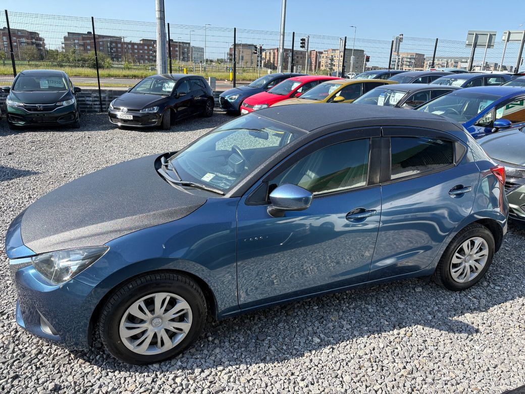 2017 Mazda Demio