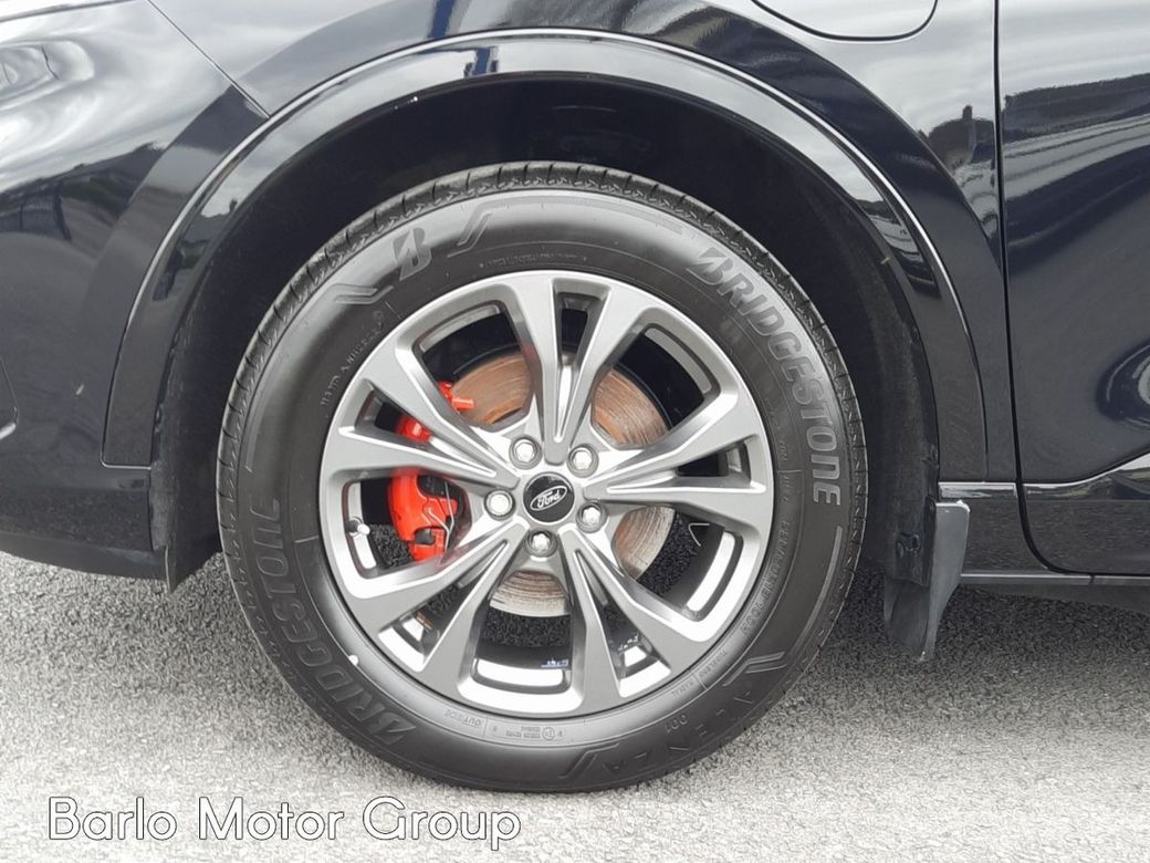 2023 Ford Kuga