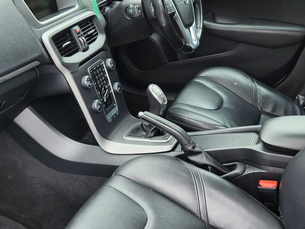 2014 Volvo V40
