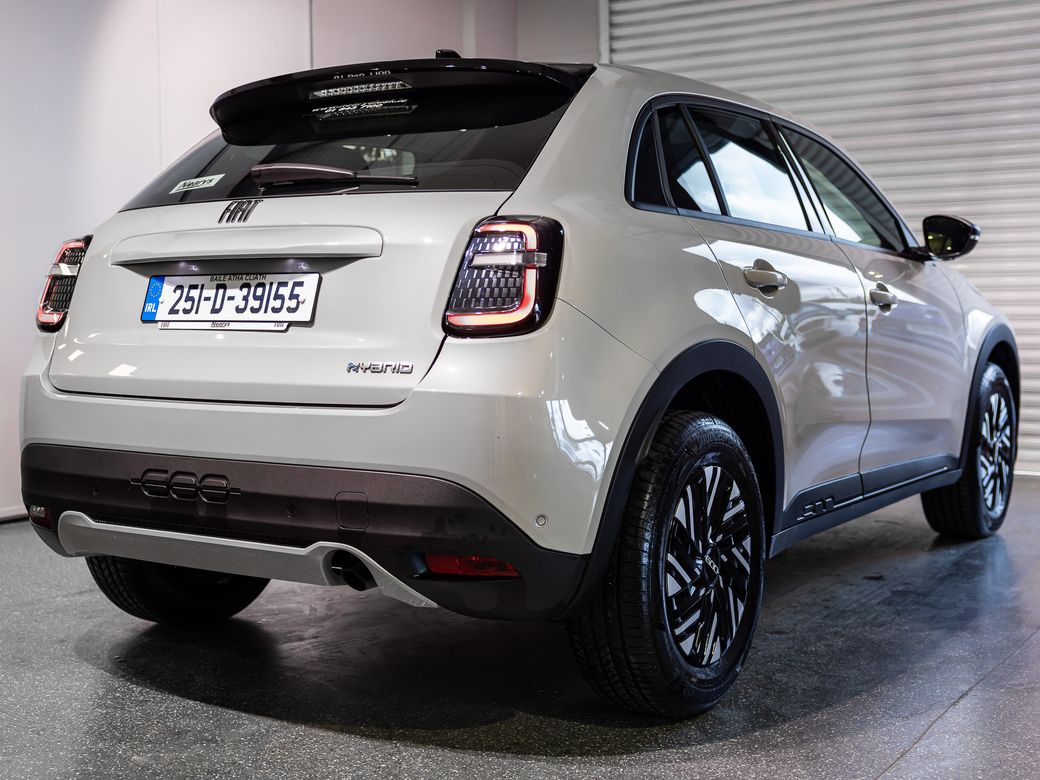 2025 Fiat 600