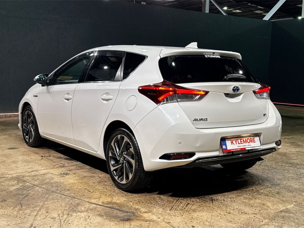 2017 Toyota Auris