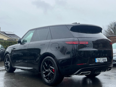 2025 Land Rover Range Rover Sport