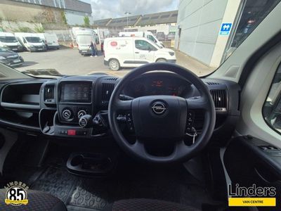 2023 Opel Movano