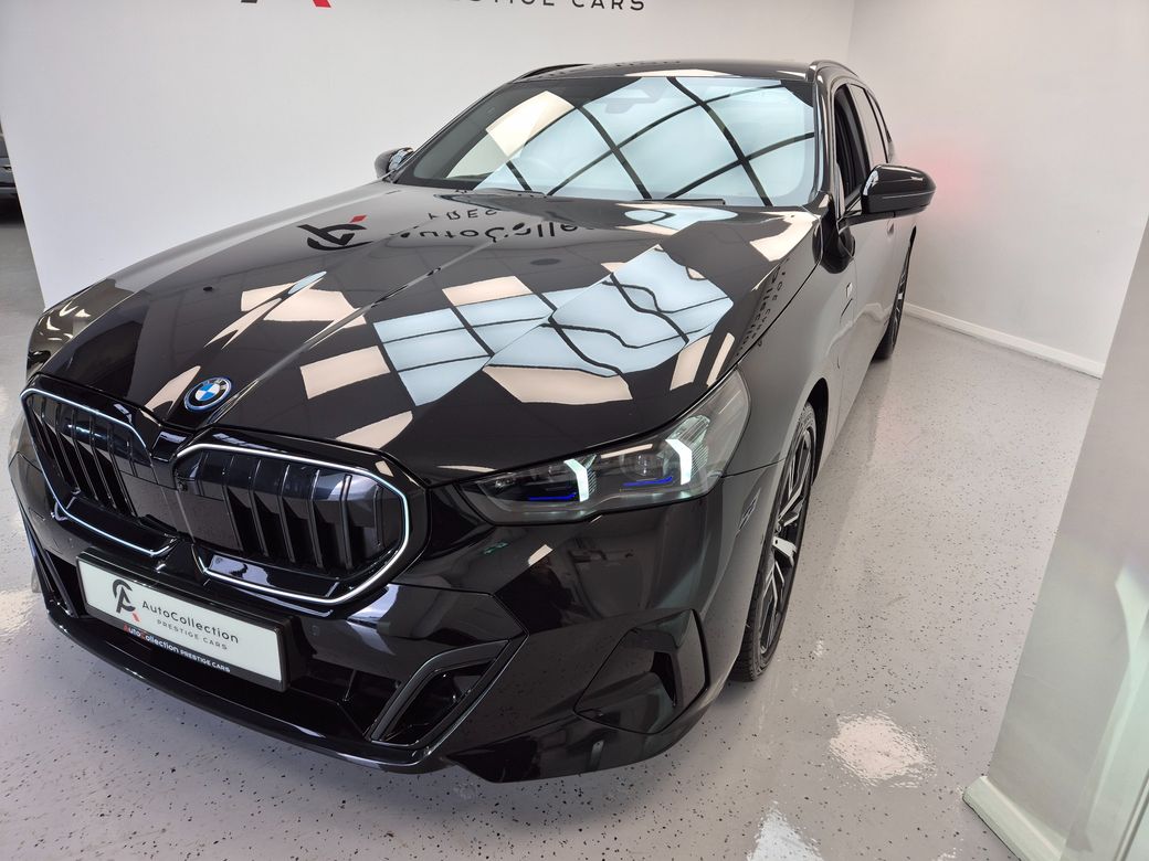 2025 BMW 530