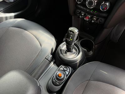 2019 Mini Hatch