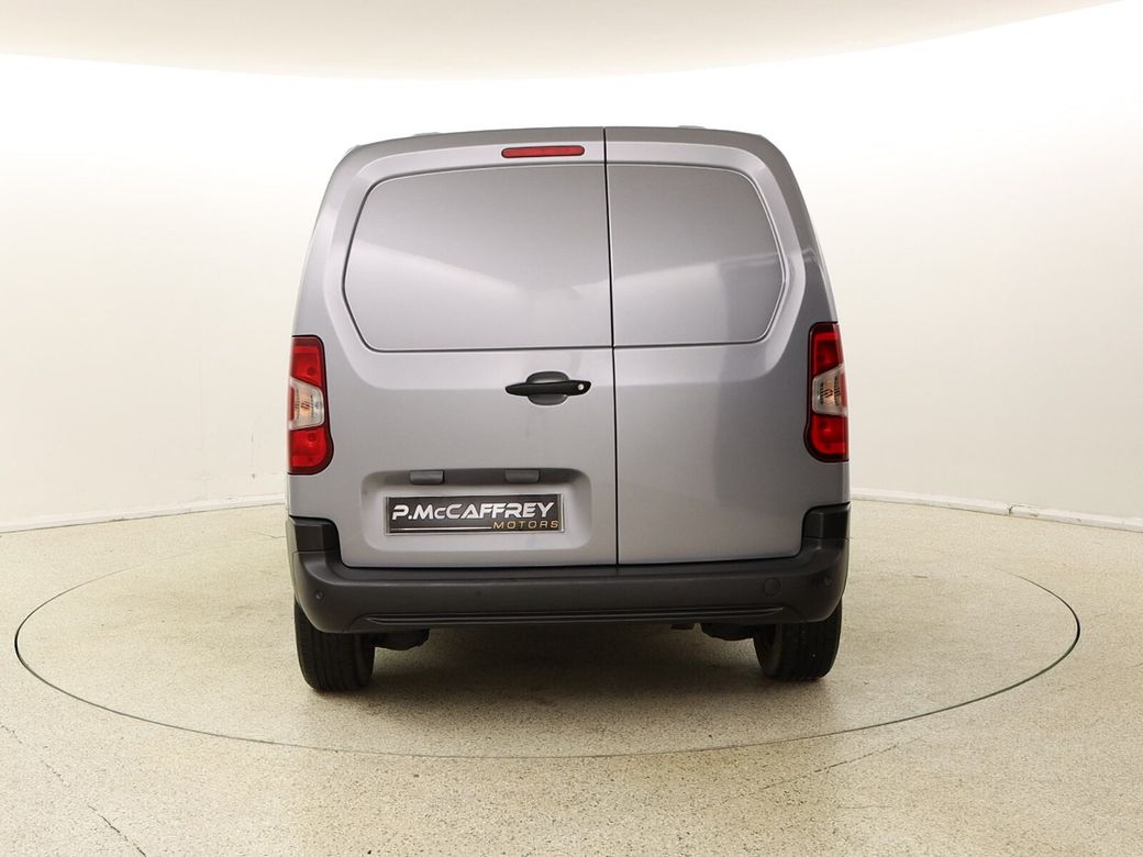 2021 Peugeot Partner