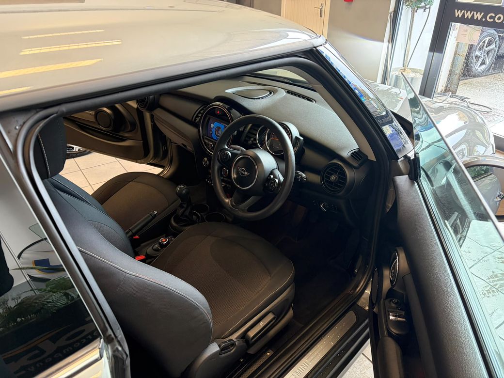 2019 Mini One