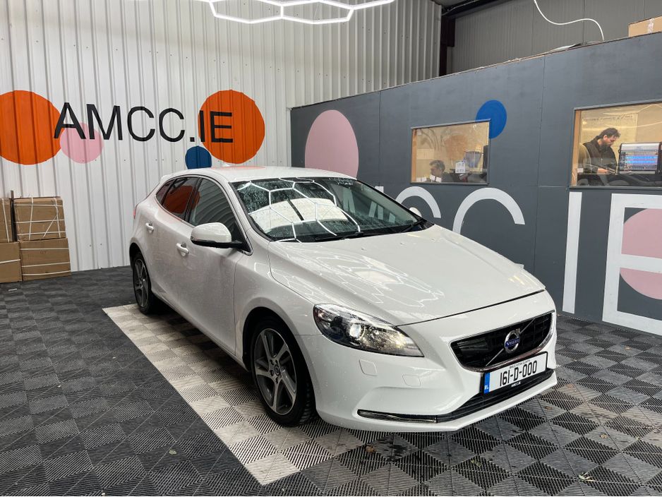 2016 Volvo V40