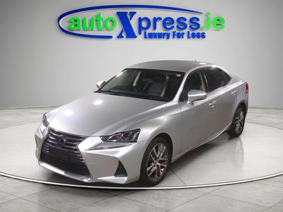 2019 Lexus IS 300h