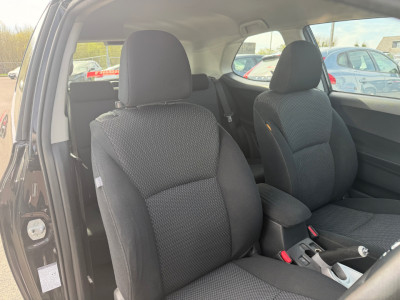 2012 Toyota Auris