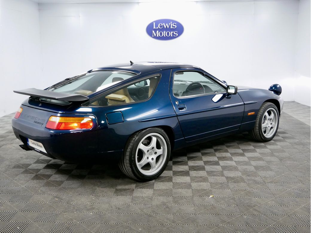 1990 Porsche 928