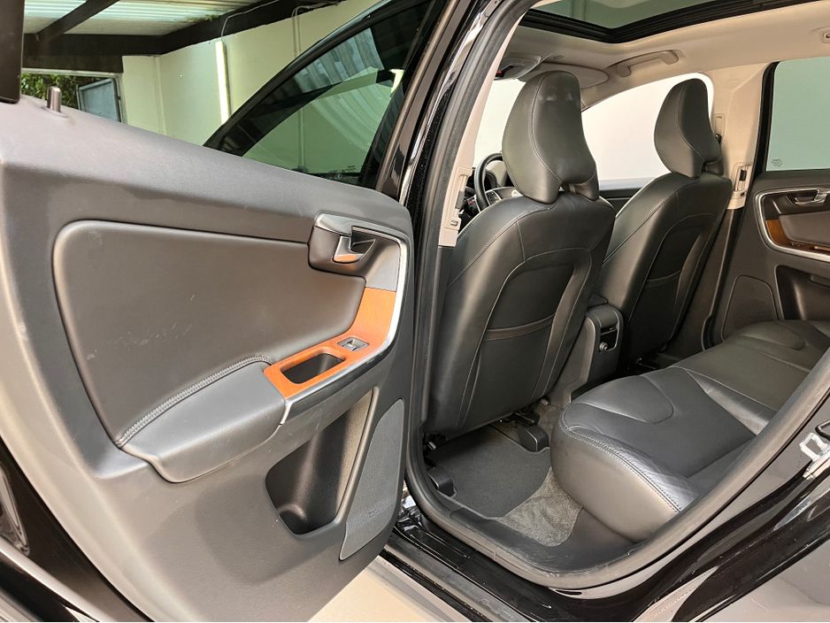 2017 Volvo XC60