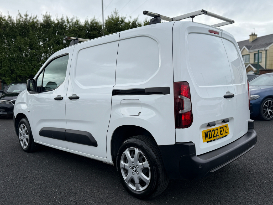 2022 Peugeot Partner