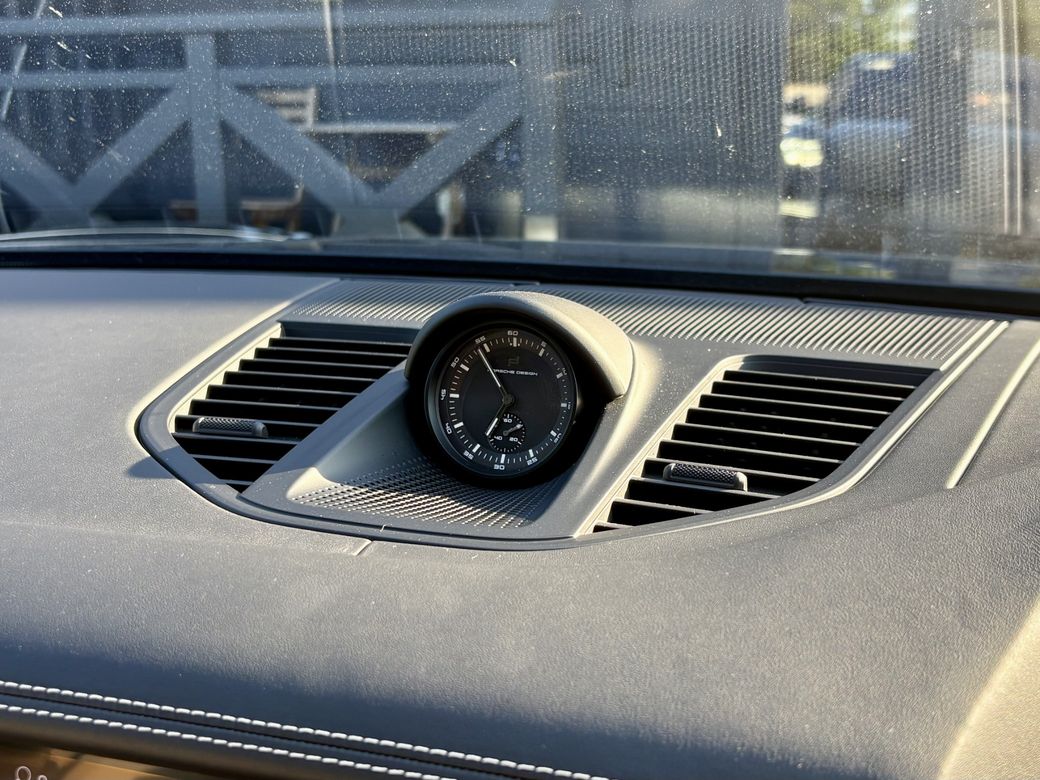 2025 Porsche Panamera