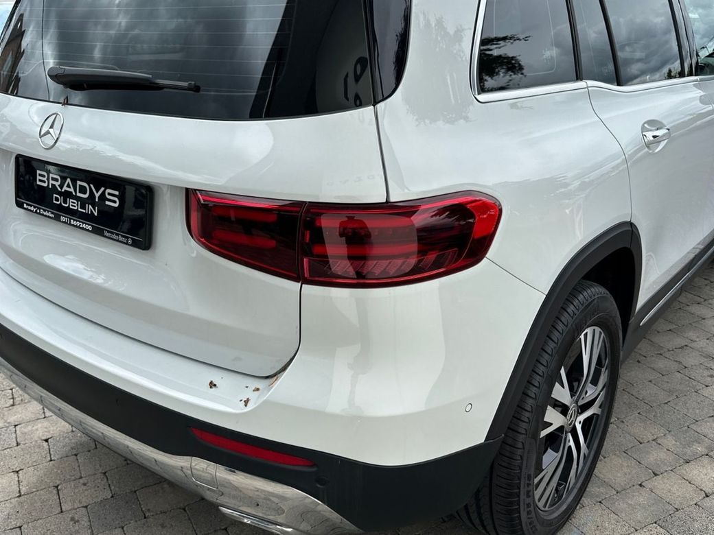 2025 Mercedes-Benz GLB Class