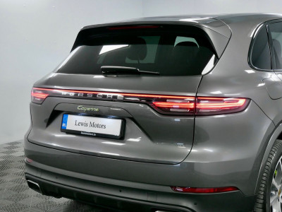 2023 Porsche Cayenne