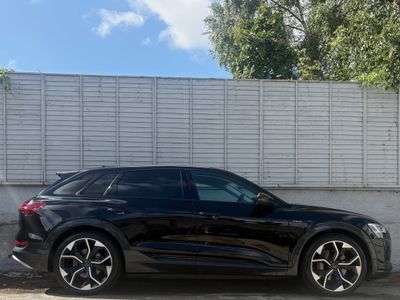 2022 Audi e-tron