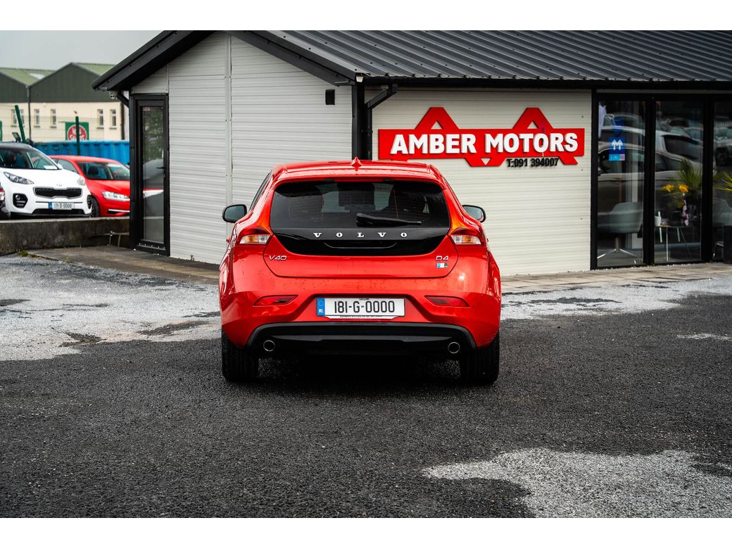 2018 Volvo V40