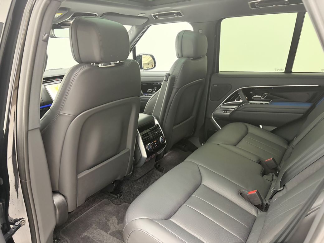 2026 Land Rover Range Rover