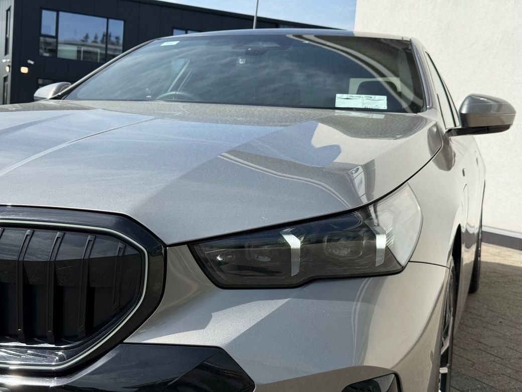 2024 BMW 5 Series