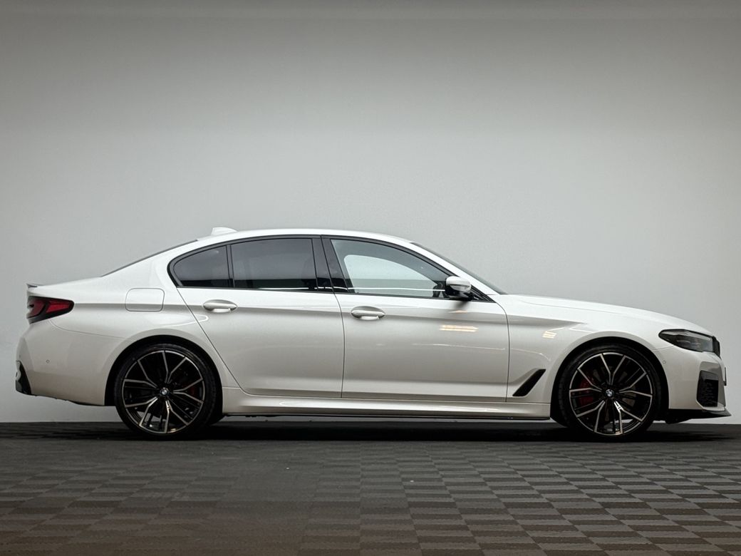 2022 BMW 5 Series