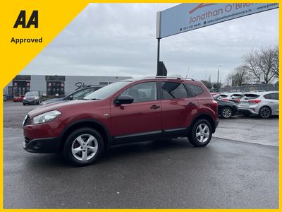 2014 Nissan Qashqai +2