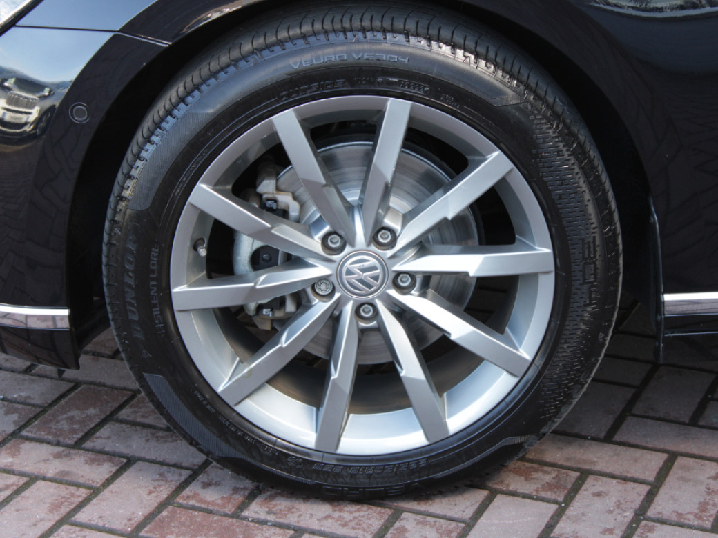 2018 Volkswagen Passat