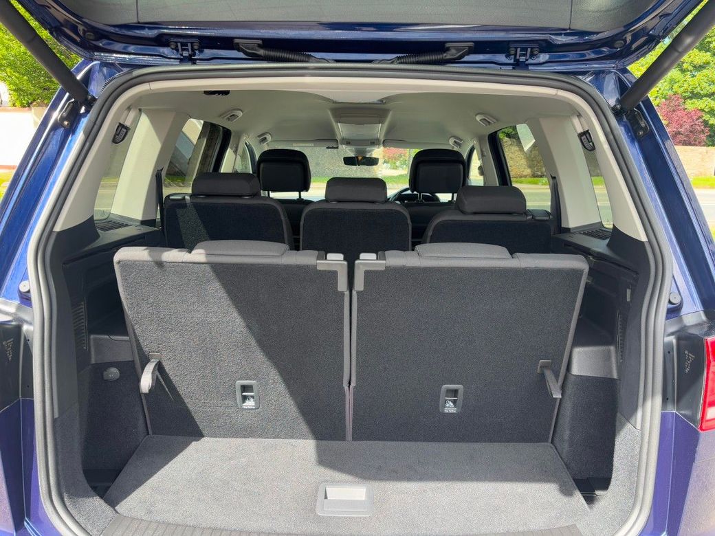 2019 Volkswagen Touran