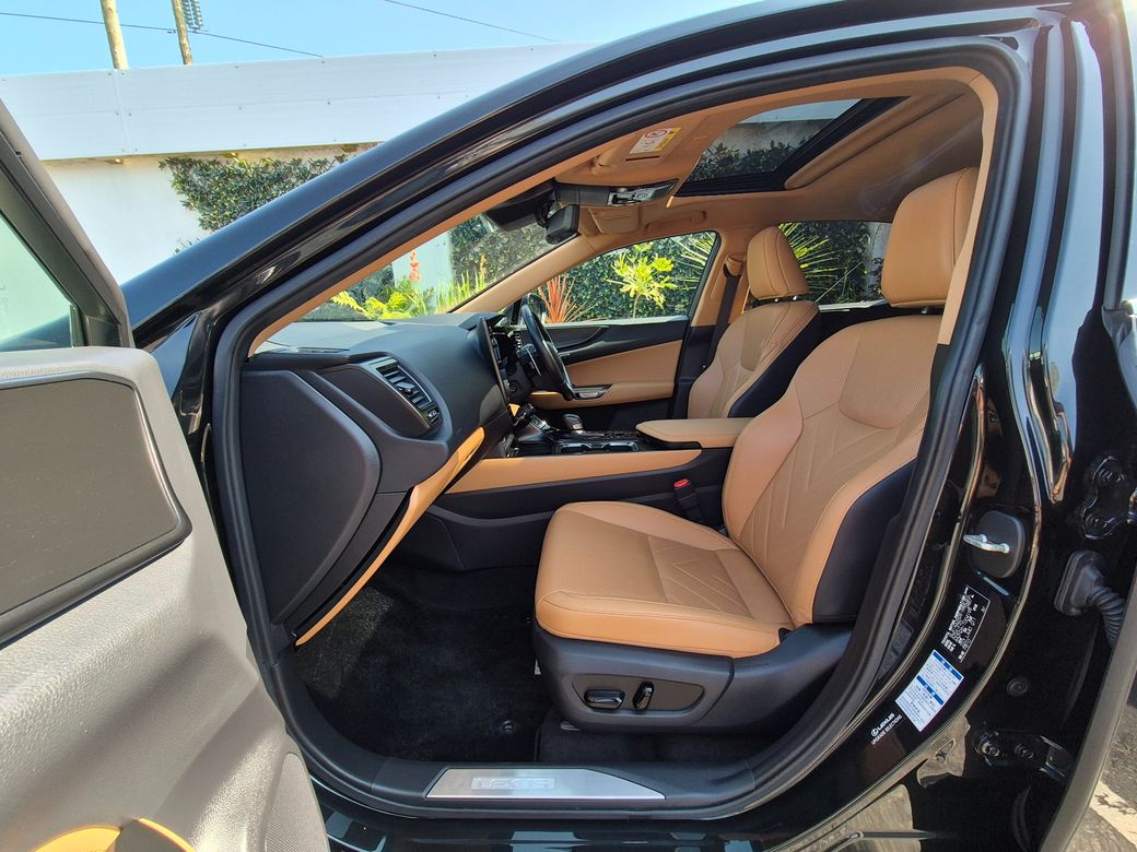 2023 Lexus NX 450H+