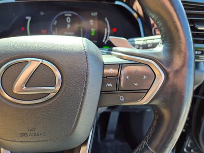 2023 Lexus NX 450H+