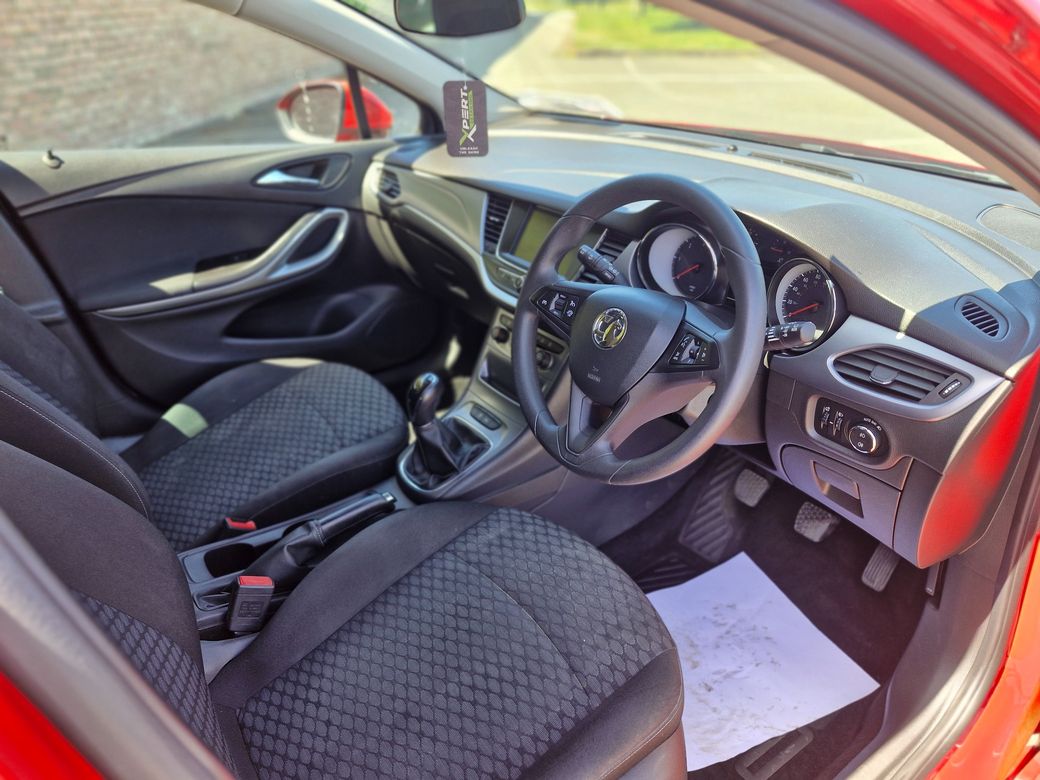 2018 Vauxhall Astra
