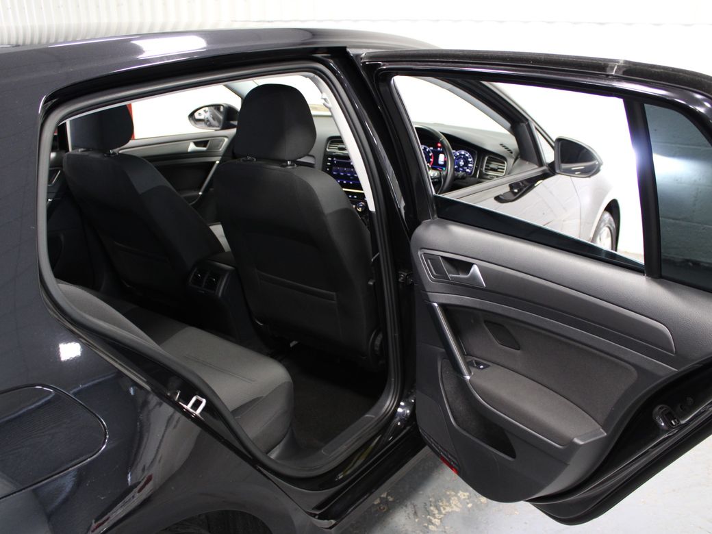 2019 Volkswagen Golf