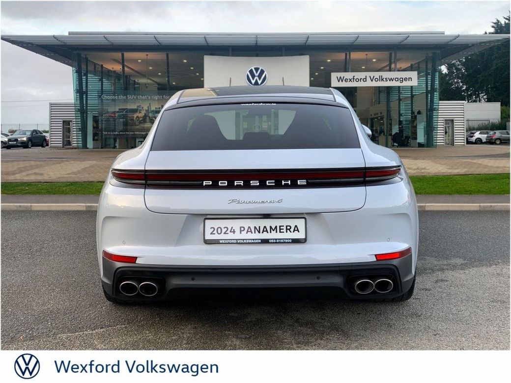 2024 Porsche Panamera