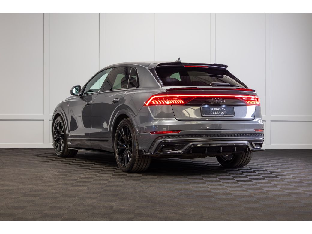 2021 Audi Q8